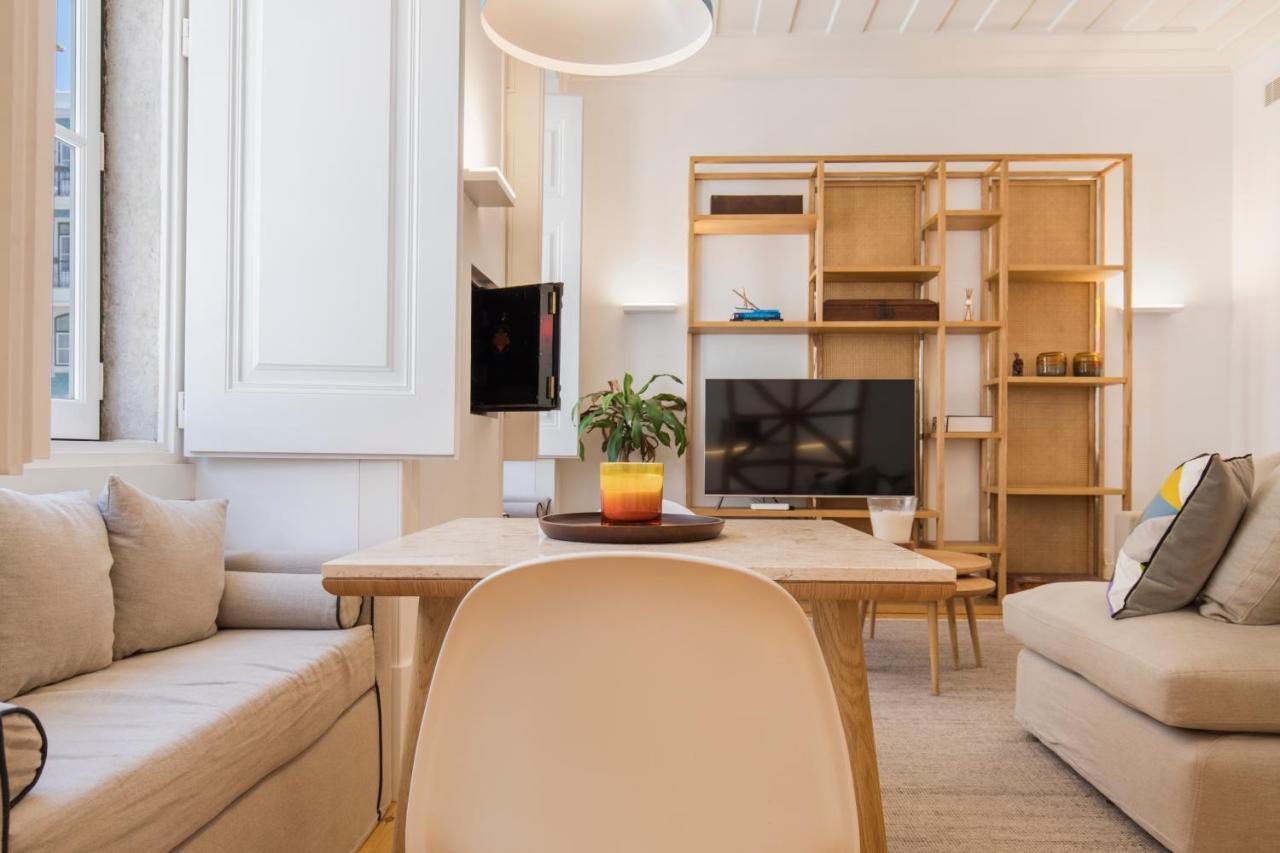 Charming Apartment In Baixa Chiado Lisbon Exterior photo