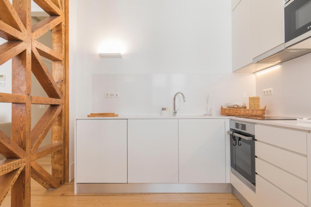 Charming Apartment In Baixa Chiado Lisbon Exterior photo
